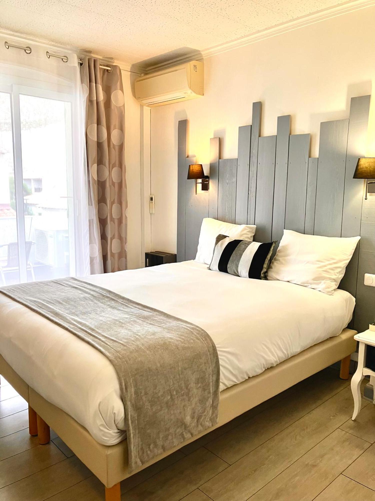 Hotel Lou Marques Saintes-Maries-de-la-Mer Dış mekan fotoğraf